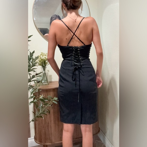 Express Black Dress - Picture 3 of 11